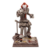 McFarlane Pennywise from IT Movie Maniacs 6 Inch Figure