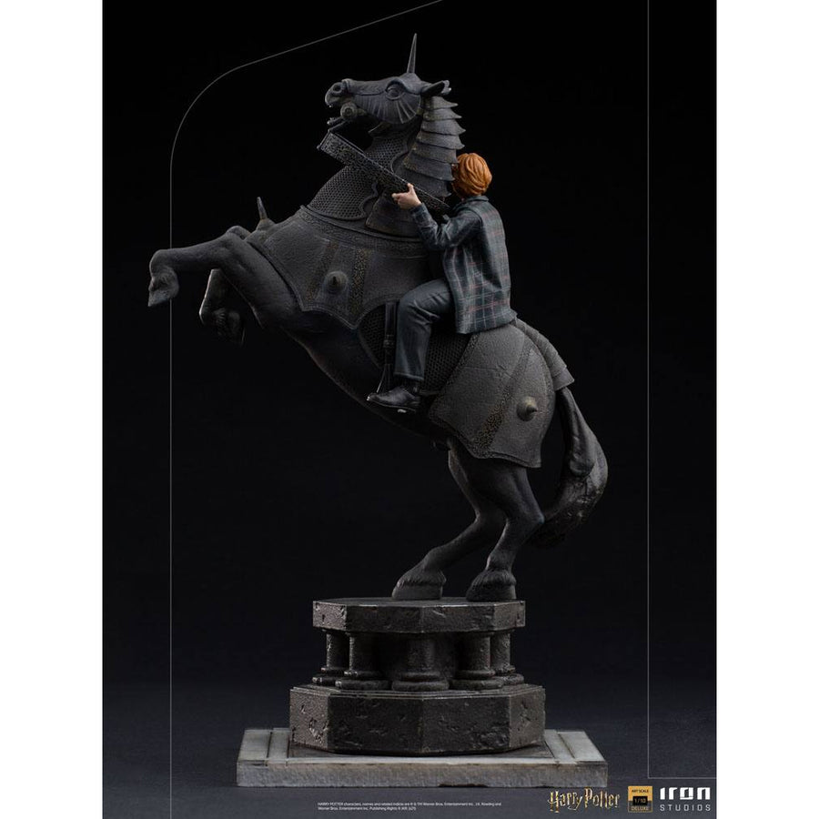 Iron Studios Harry Potter Deluxe Art Scale Statue 1/10 Ron Weasley at the Wizard Chess 35cm