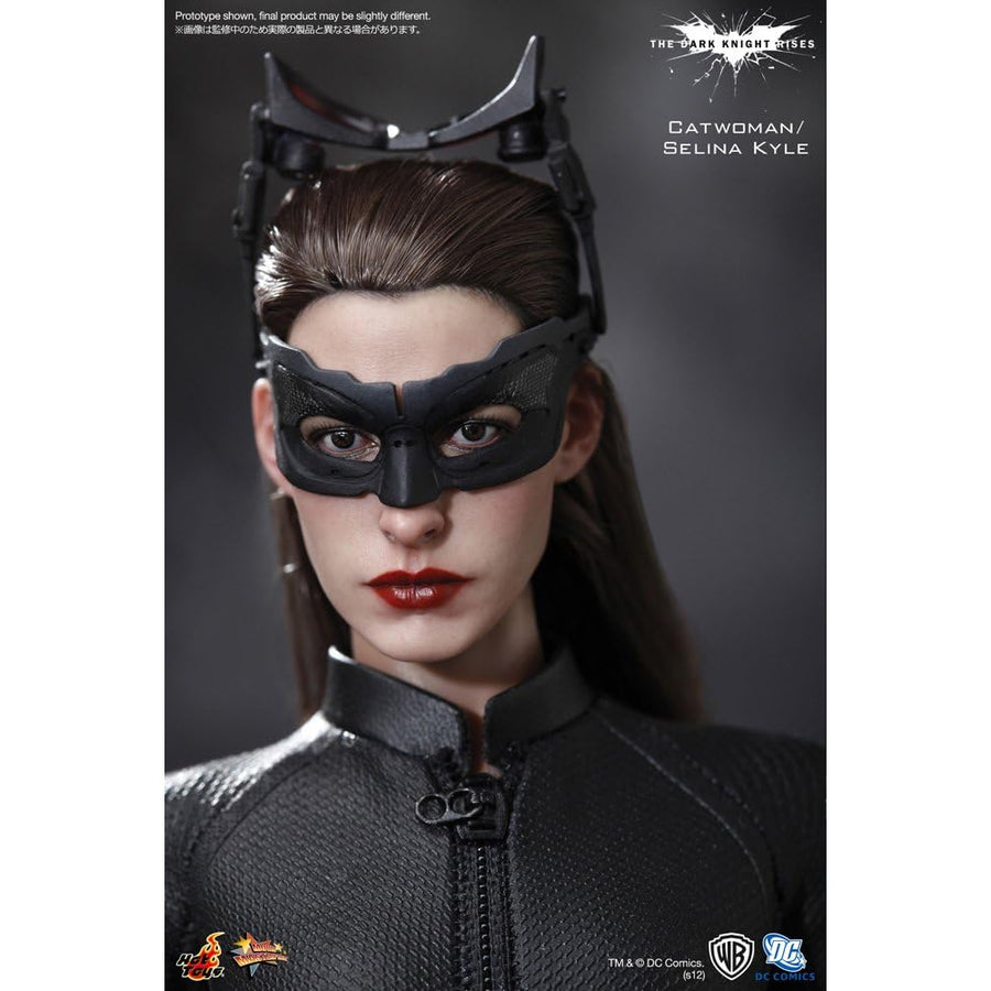 Hot Toys Batman The Dark Knight Rises 1/6 Catwoman Selina Kyle 901933 Movie Masterpiece Ex-Display